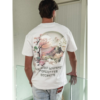 T-shirt " The wind whispers forgotten secrets " - Blanc