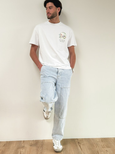 T-shirt " The wind whispers forgotten secrets " - Blanc