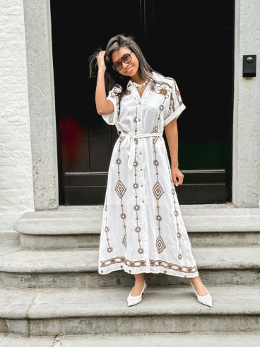 Robe longue à motifs Kavala - Blanc/Camel