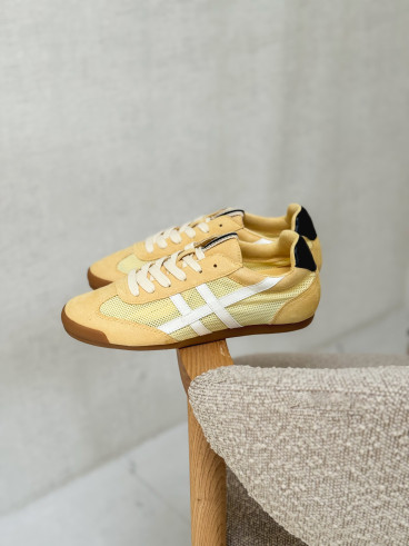 Corina5070 Amarillo