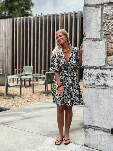 Robe courte à fleurs Marilène - Noir