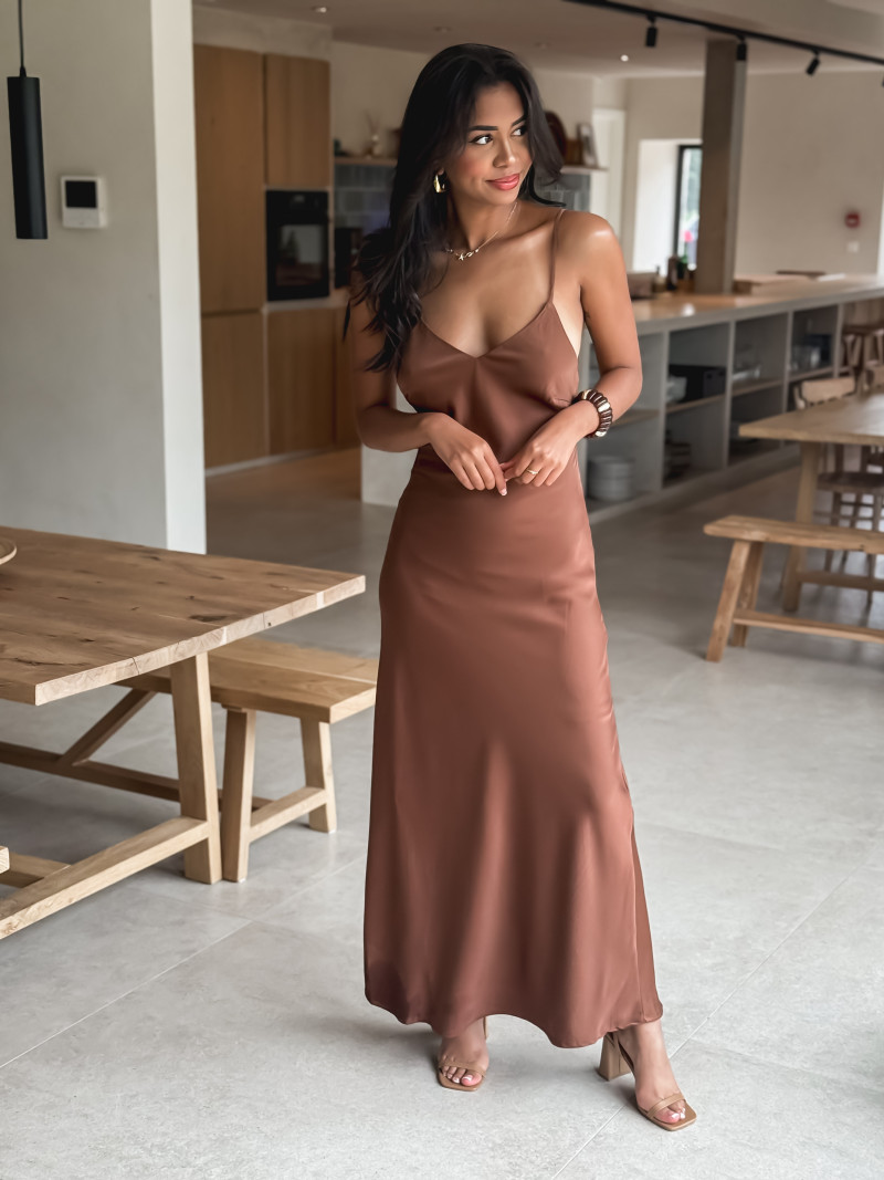 Robe longue satinée Jayda - Café