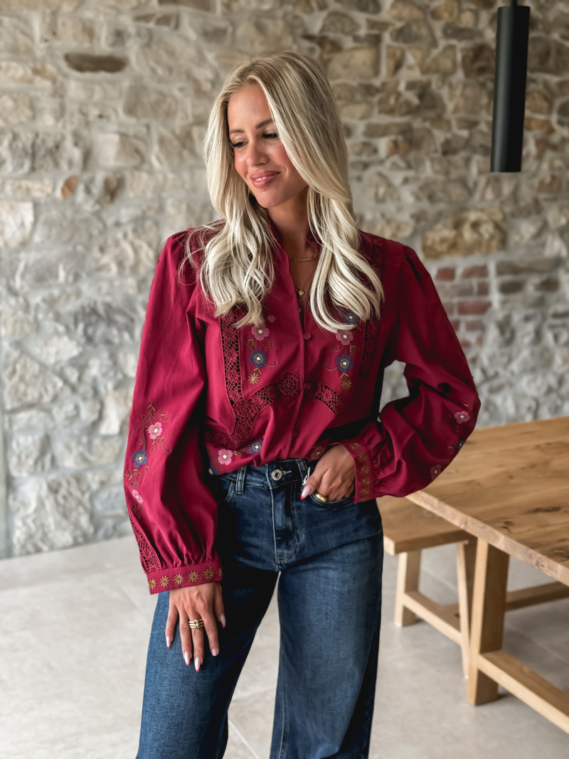 Season15h020 burgundy