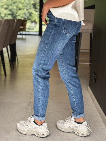 Sarah J8006-2