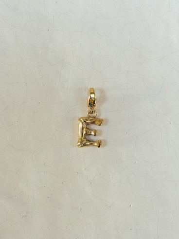 Charm "E" - Doré