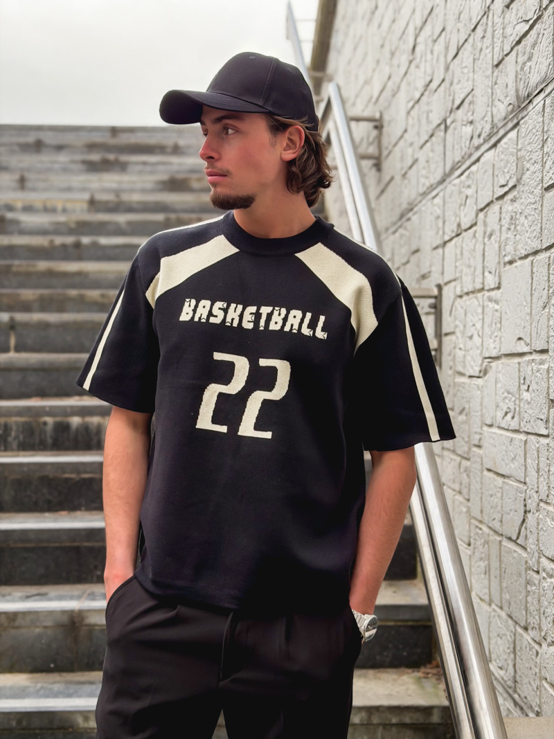 Pull " Basketball" - Noir