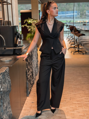 Blazer sans manches Adriana - Noir