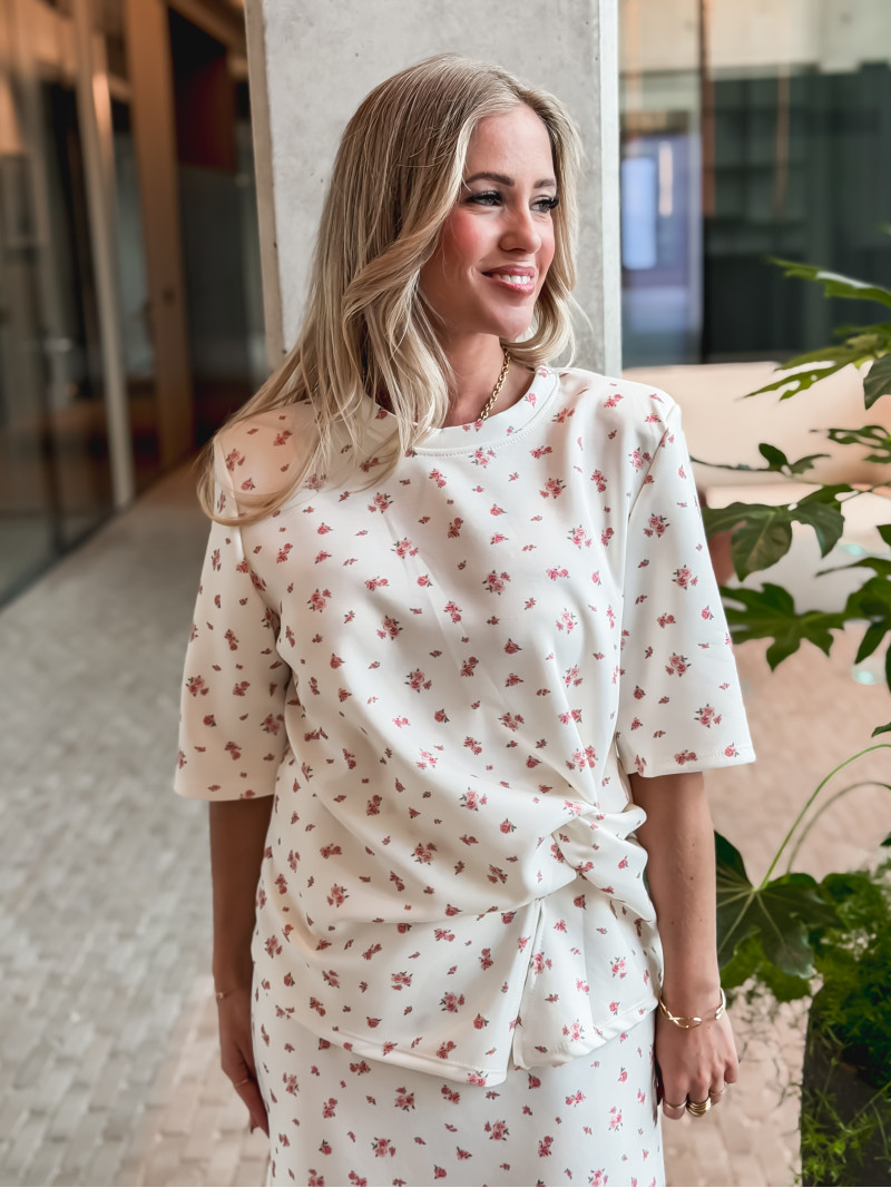 Blouse à fleurs Calathéa - Ecru Blouse à fleurs Calathéa - Ecru