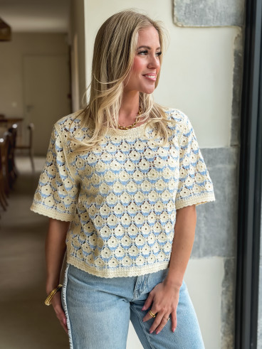Blouse en crochet Zohana - Ecru/Bleu ciel Blouse en crochet Zohana - Ecru/Bleu ciel