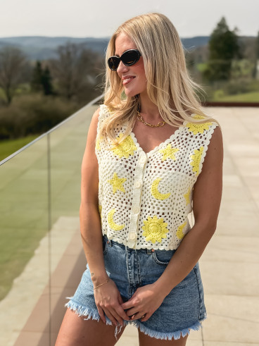 Gilet en crochet Ludvina - Ecru/Jaune Gilet en crochet Ludvina - Ecru/Jaune