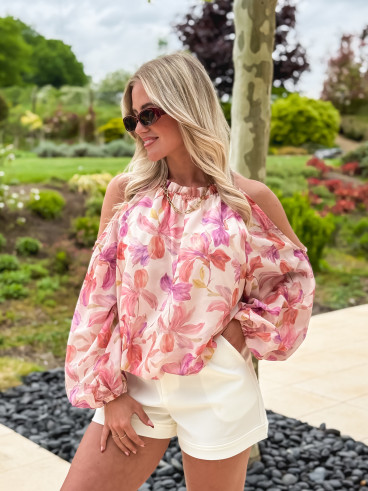 Chemisier à motifs fleuris manches longes crème et rose