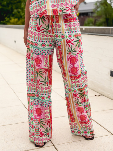 Ensemble à motifs multicolores