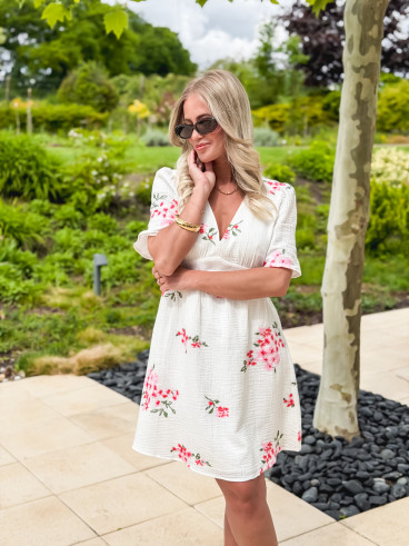 Robe courte à fleurs Mélaine - Blanc/Rose Robe courte à fleurs Mélaine - Blanc/Rose