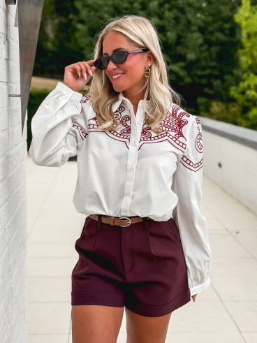 Chemise brodée Solène - Blanc/Bordeaux