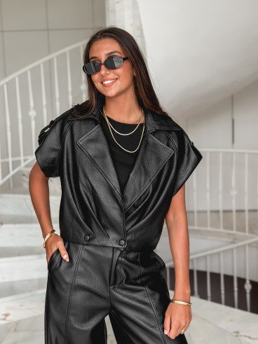 Veste sans manches en simili Adèle Veste sans manches en simili Adèle