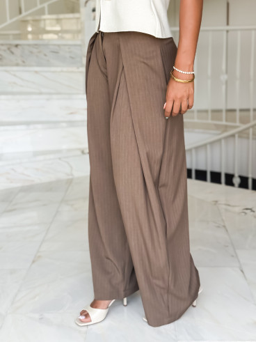 Pantalon lignée Marylise - Taupe Pantalon lignée Marylise - Taupe