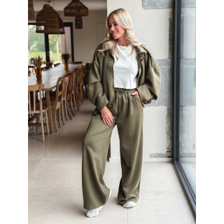 Ensemble Emmy - Kaki