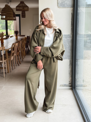 Ensemble Emmy - Kaki