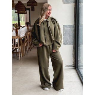 Ensemble Emmy - Kaki