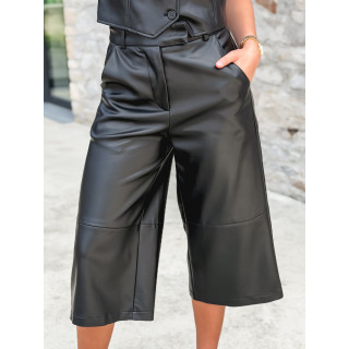 Pantacourt en simili cuir Elowene - Noir