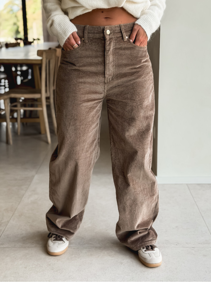 Pantalon en velours Isalina - Taupe Pantalon en velours Isalina - Taupe