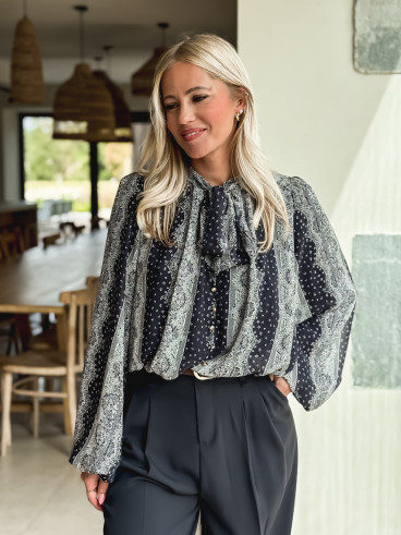 Blouse à motifs Keira - Bleu marine Blouse à motifs Keira - Bleu marine