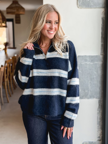 Pull ligné Constance - Bleu marine Pull ligné Constance - Bleu marine